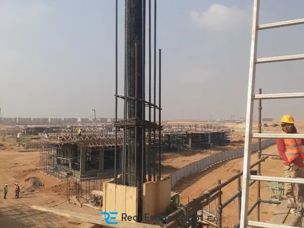 Find out the prices of Zed East Compound Fifth Settlement and book now