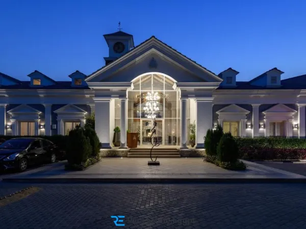 The most luxurious residential units in Mountain View 1 Compound buy now