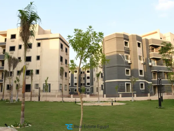 Unbeatable price in Sephora 165 square meters compound Take advantage