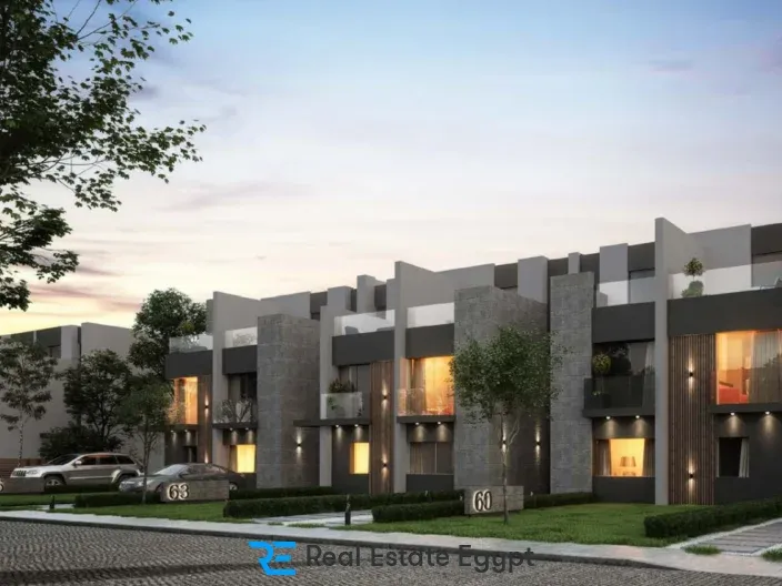 Below market price a 166 sqm town house for sale in Rare Mostakbal City Compound Al Ahly Sabbour