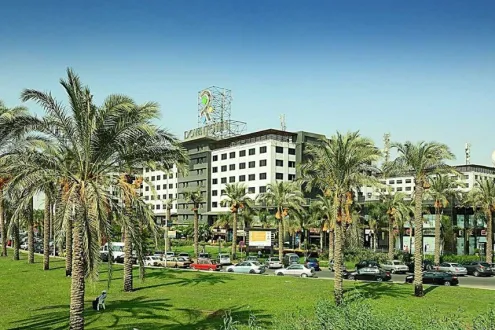 18 Meters Properties for sale in Downtown Mall