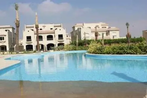 فيلا للبيع في الشروق 244 متراً