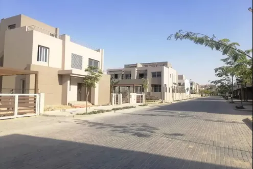 بمساحة 265 متر عقارات للبيع في بالم فالي