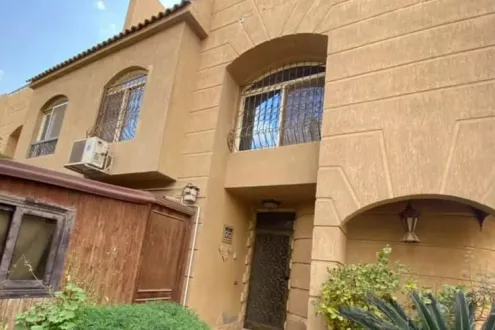 أغتنم فرصة السكن الراقى بأكتوبر كميوند مينا جاردن سيتي تشطيب كامل
