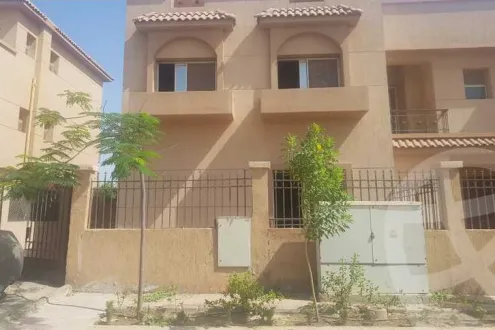 بسعر مغري تاون هاوس 216 م في كمبوند ريحانه فيو رائع