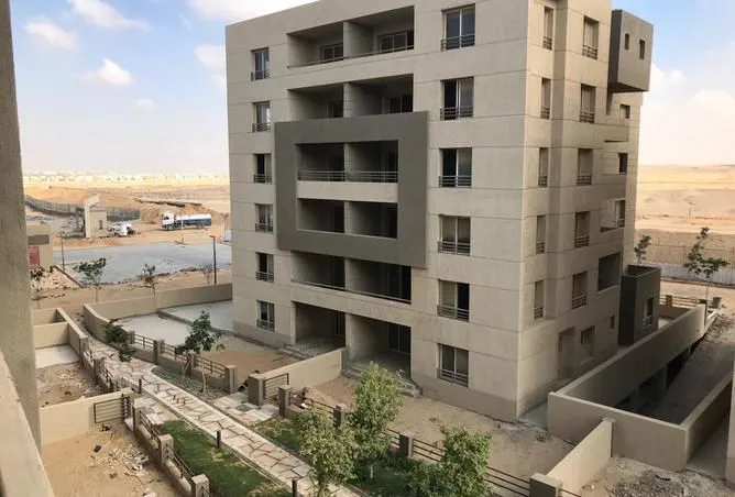شقة للبيع في كمبوند ذا سكوير القاهرة الجديدة من الأهلي صبور