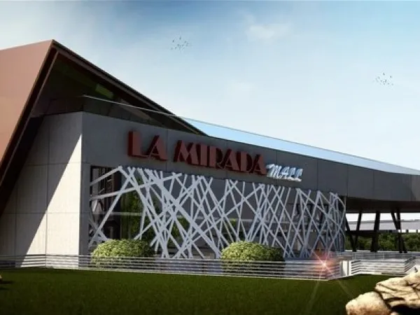 Apartment with Garden for Sale in La Mirada 5th Settlement 156 m²