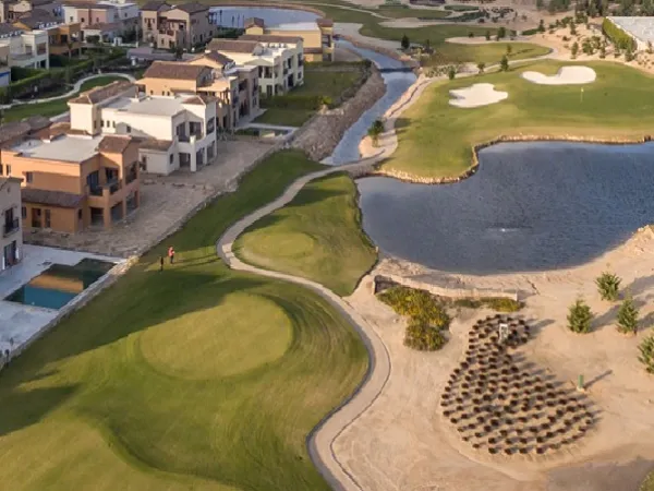 تاون هاوس للبيع في قرية مراسي من إعمار مصر بمساحة تبدأ من 273 متر