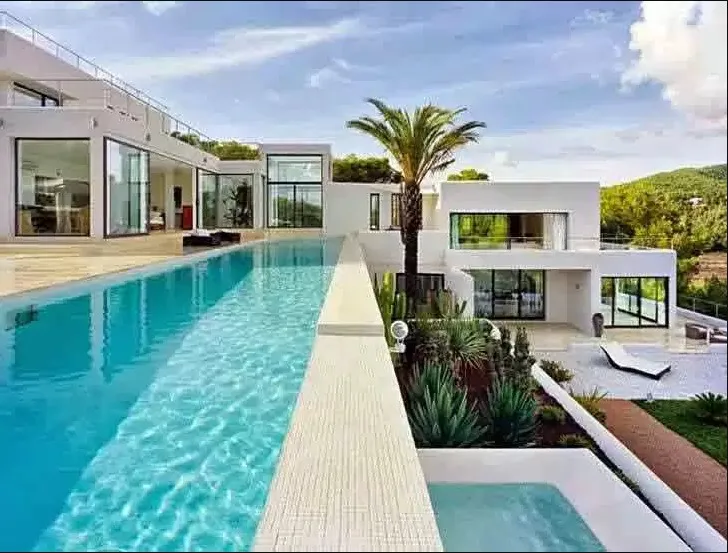 Penthouse For Sale in IL Bosco New Capital With Area 285 m²