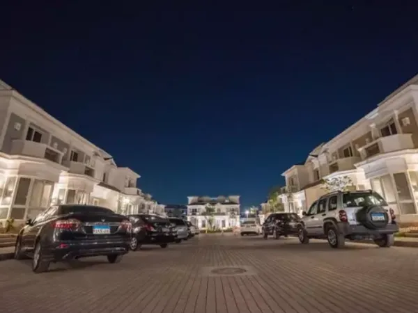 Unit With a Garden of 50 Meters in Mountain View October Park Compound