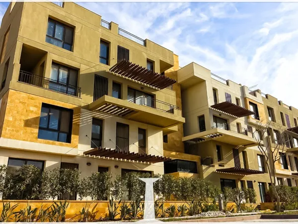 بالتقسيط إشتري شقة في إيست تاون كمبوند التجمع الخامس بمساحة 216 متراً