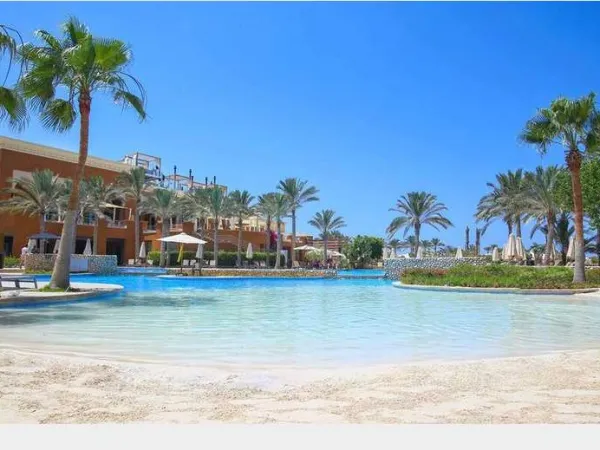 Received a 697 meter Villa in Marassi North Coast