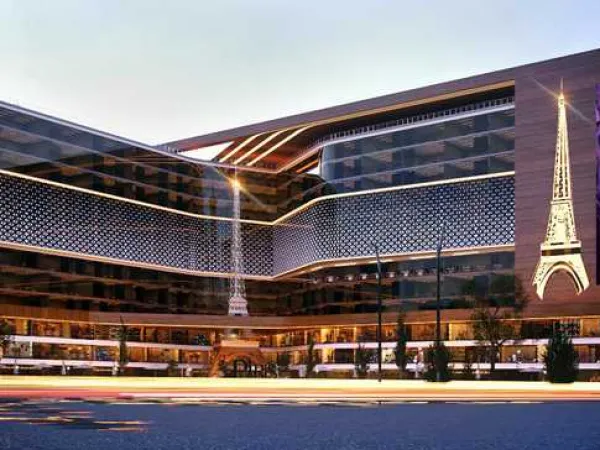 Office for sale 40m Paris East Mall New Capital with Payment Facilities