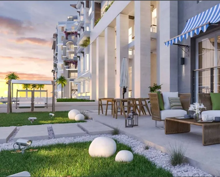 Penthouses for Sale in Jnoub 5 Bedrooms 305m