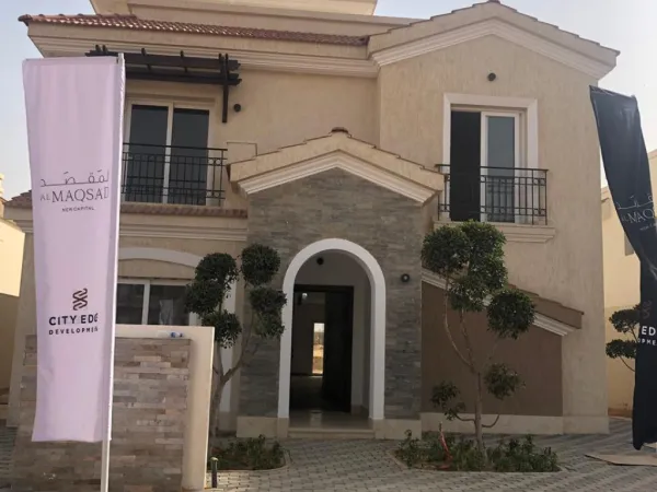 Receive Your Townhouse in The Largest Compounds Of New Capital Al Maqsad Compound With 380m