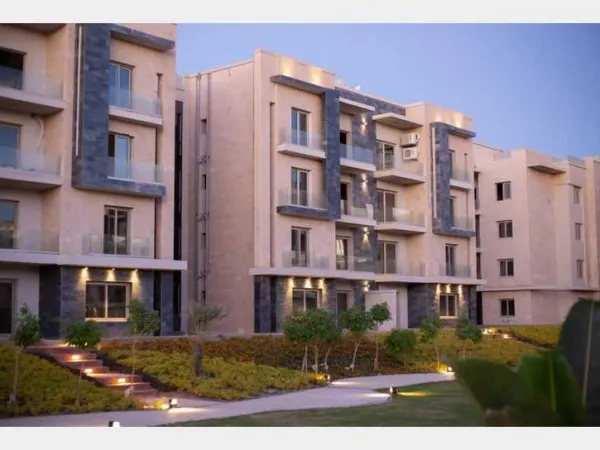 أحصل على شقة في جاليريا مون فالي التجمع الخامس بمساحة 123 متراً