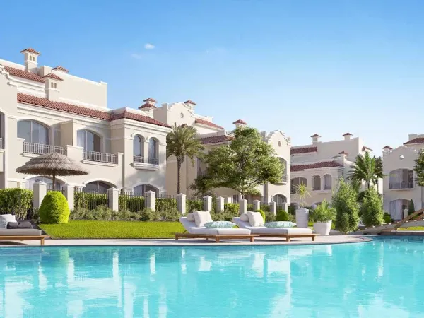 عقارات للبيع في الباتيو 5 ايست