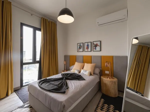 للبيع بالتقسيط شقة 310 متراً في البروج