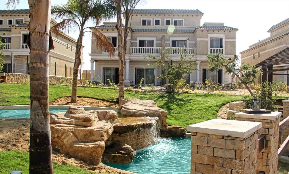 211-meter Properties With 3 Bedrooms For Sale in Regents Park