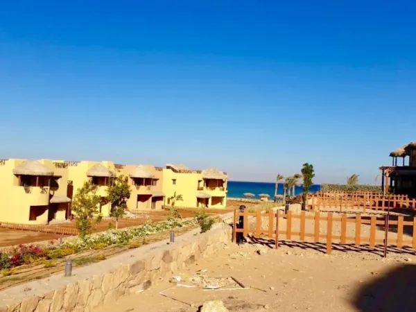 For Sale with Installment An Apartment 264m in Mountain View Sokhna 1