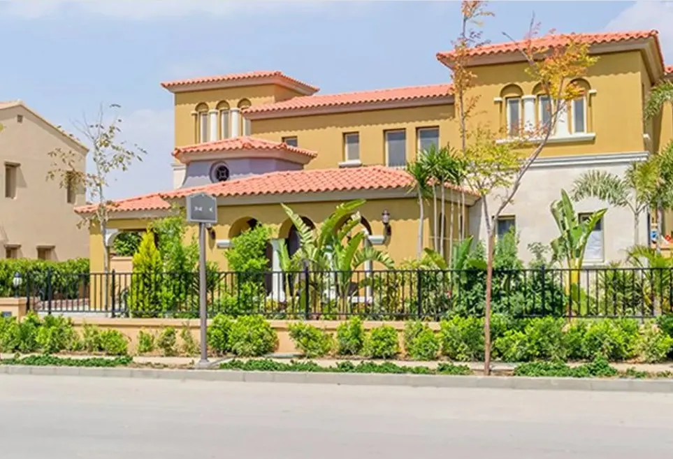 Hurry up to buy a 280m townhouse in Mivida Egypt