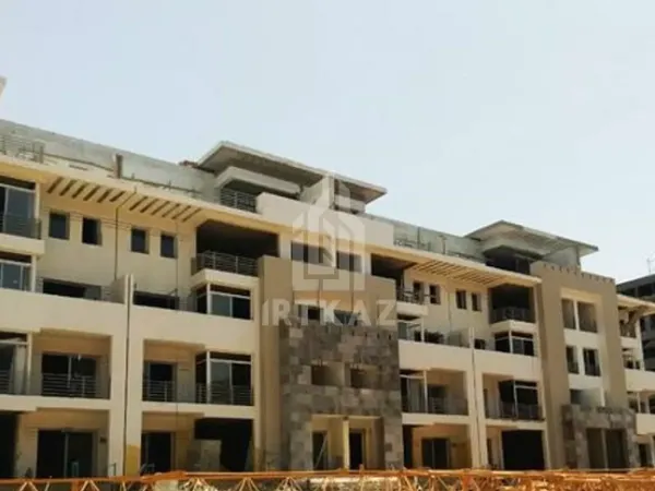 للبيع بالتقسيط شقة 198 متراً أرضي في كمبوند هايد بارك التجمع الخامس