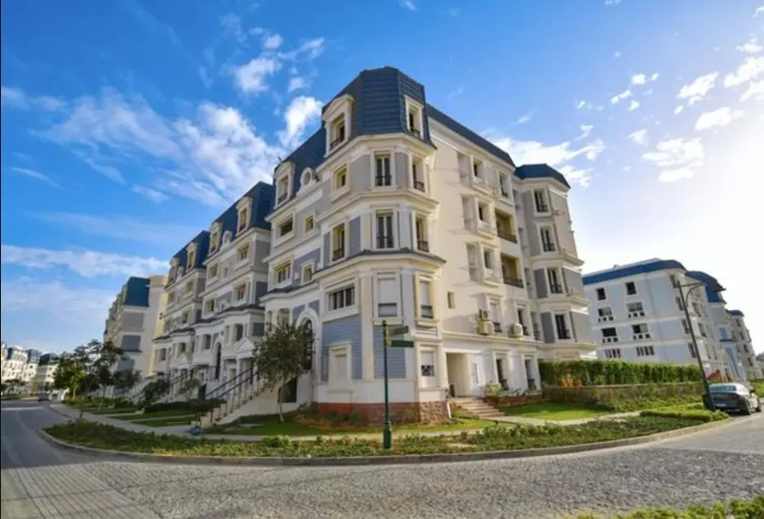Apartment For Sale 274m in Mountain View Hyde Park 5th Settlement