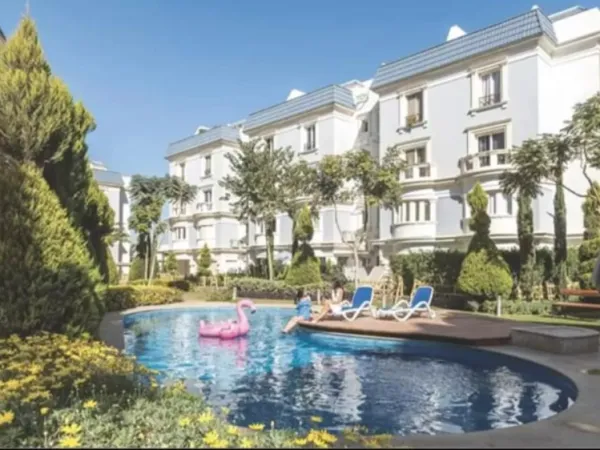 شقه الأحلام في القاهرة الجديدة  بكمبوند ماونتن فيو هايد بارك وقسط على 7 سنوات