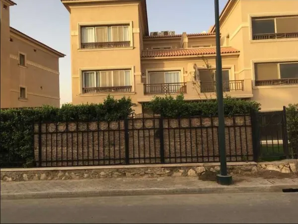 إمتلك فيلا في قطامية ديونز القاهرة الجديدة تبدأ من 1,260 متراً