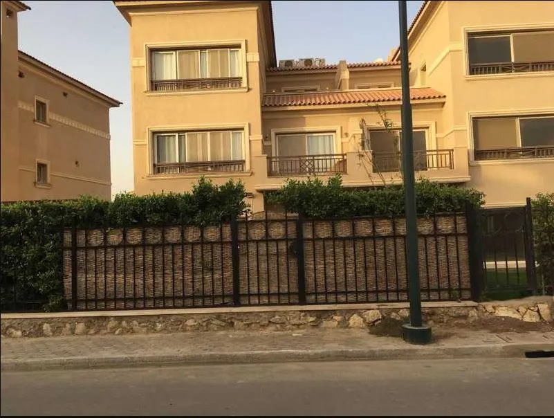 وحدات مميزه للبيع في قطامية ديونز القاهرة الجديدة