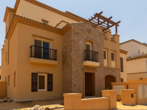 The cheapest 208m² apartment for sale with garden in Mivida Emaar