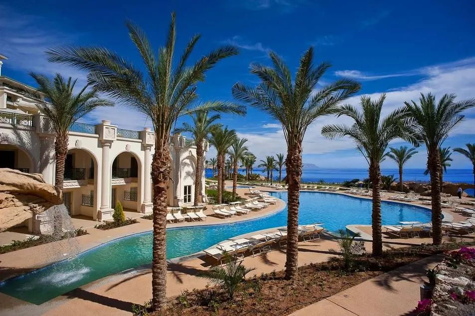 In Ain El Sokhna, Book A Villa In Stella Di Mare with An Area 300m