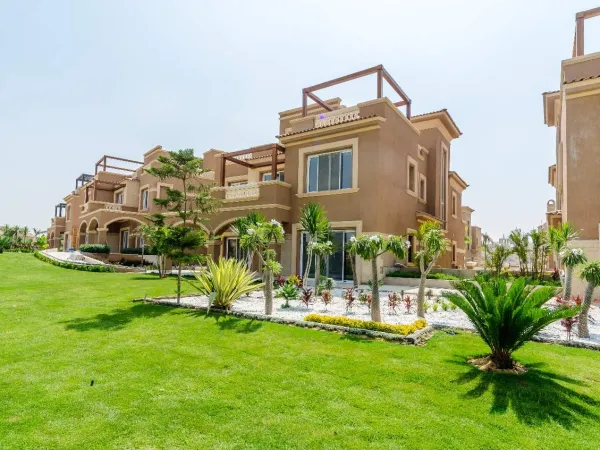 Get A Townhouse in Lanuova Vista Fifth Settlement Starting From 560m²