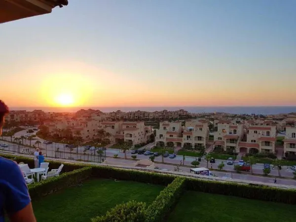 سارع بالحجز في لافيستا باي ايست في وحدات تبدأ مساحاتها من 150م