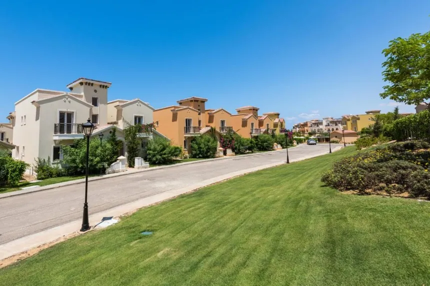 95 Meters Properties for sale in Mountain View Ras El Hikma