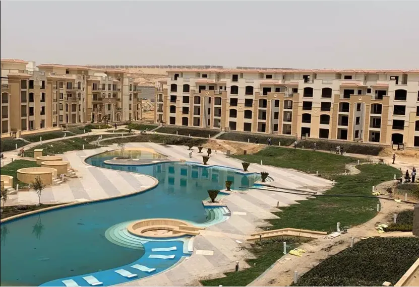 لمحبى الرقي شقه للبيع في Stone Residence Compound بمساحة 175م بالتجمع الخامس