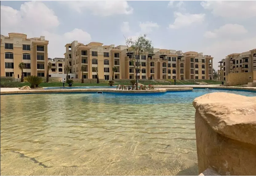لمحبى الرقي شقه للبيع في Stone Residence Compound بمساحة 175م بالتجمع الخامس