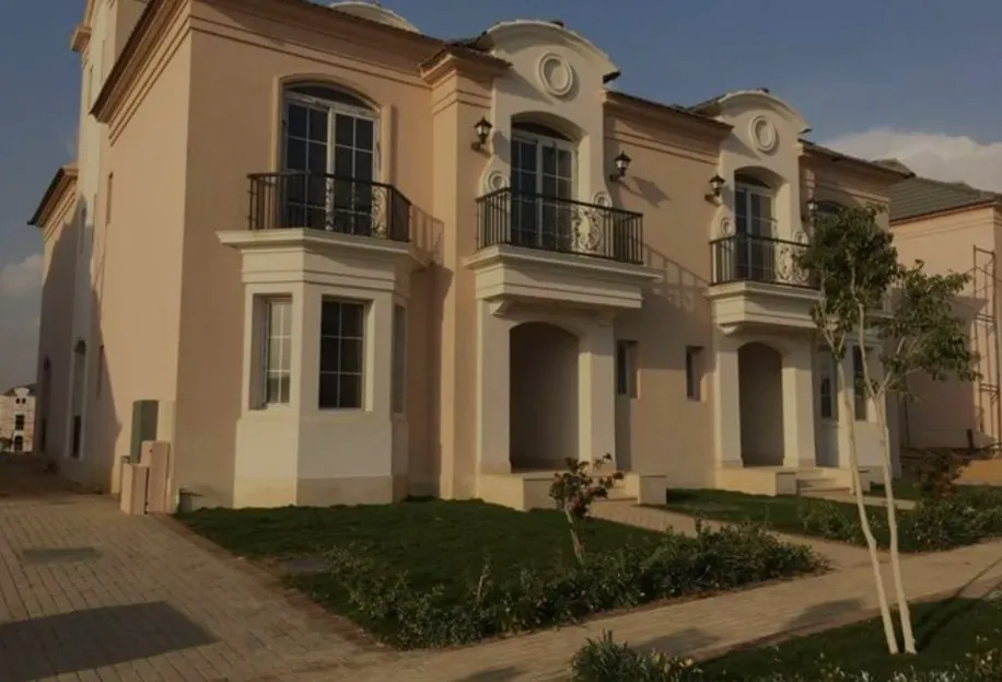 بمساحة650م أسكن في كمبوند ليان