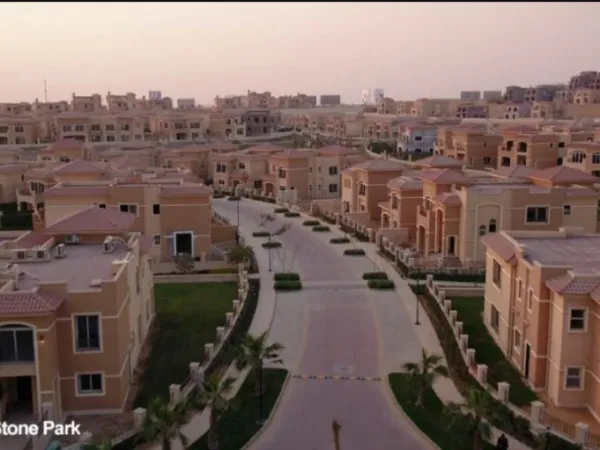 سارع بحجز فيلا الآن في كمبوند ستون بارك