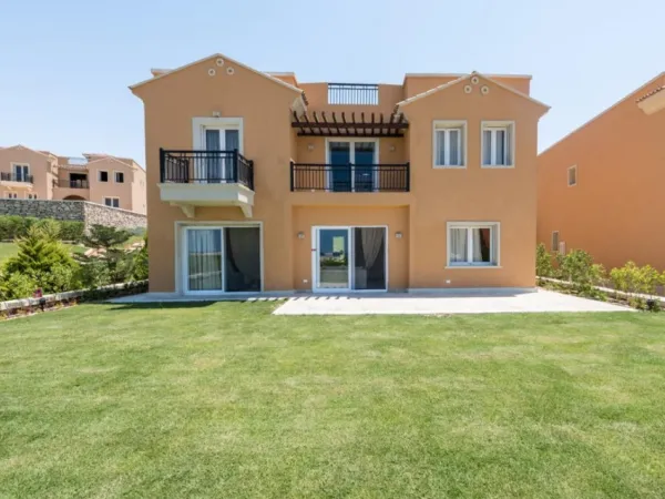 بيوت وفلل للبيع في قرية الدبلوماسيين الساحل الشمالى 245 متر