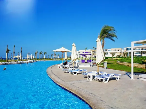 في مشروع مارسيليا بيتش 4 الساحل الشمالي شاليه للبيع