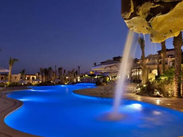 320 M Villa For Sale With Less Than Market Price In La Vista