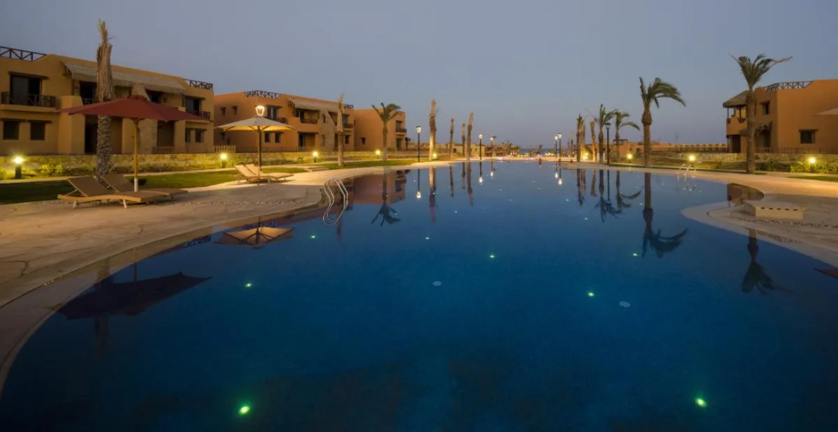 280-meter properties with 5 bedrooms for sale in Mountain View Sokhna 2