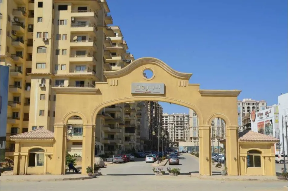 ادفع 10 % واستلم شقه في بارون سيتي المعادي 145م 3 غرف