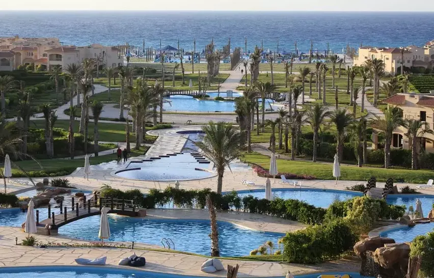 أحصل على شاليه في La Vista Bay بمساحة 150متر
