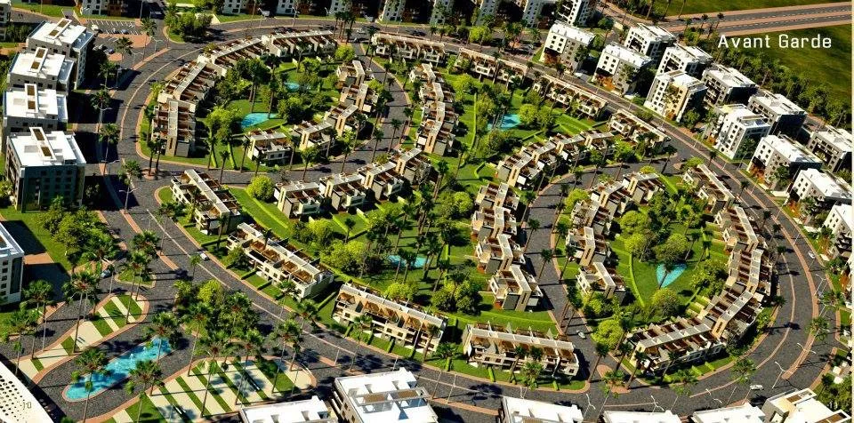تاون هاوس مميزه للبيع في كمبوند ذا سكوير التجمع الخامس بمساحة 280 متر