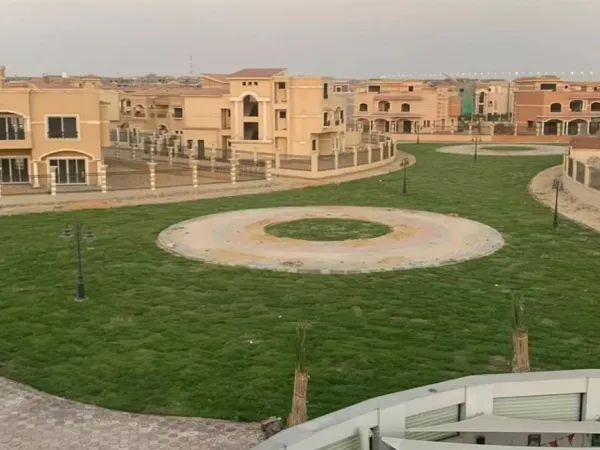 شقق للبيع في كمبوند الشروق سبرنجز لقطة 197 م وبسعر خيالي