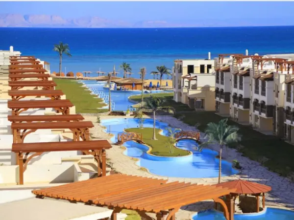 Chalet In Blue Blue With Facilities Up To 7 years