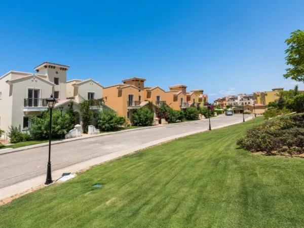 Live In A Chalet In Diplomats Village