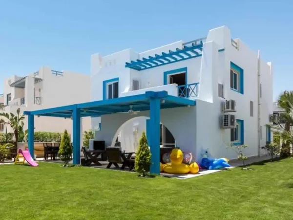 سارع بالحجز في قرية باروس وحدات مساحاتها 150م